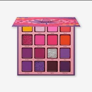 Make-up palette